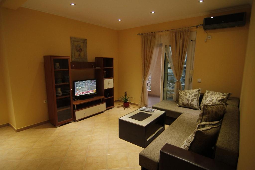 Kopernikus Apartments Ulcinj Buitenkant foto